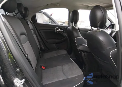 2017 Fiat 500X Pop Fwd z USA, uszkodzony, nr VIN ZFBCFXAB7HP579580